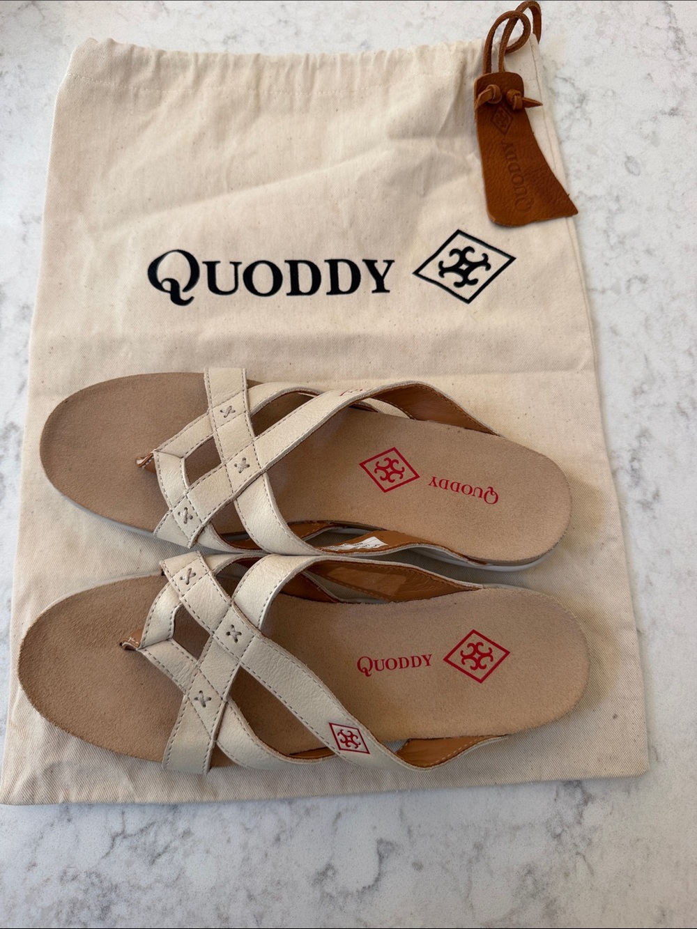 Quoddy Women’s Cream Leather Crisscross Slide Sandals